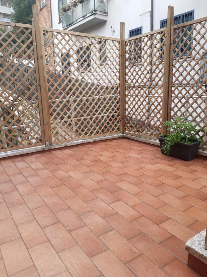 Smart Suite Rom Exterior foto