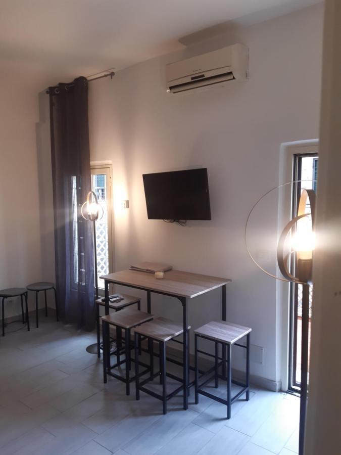 Smart Suite Rom Exterior foto